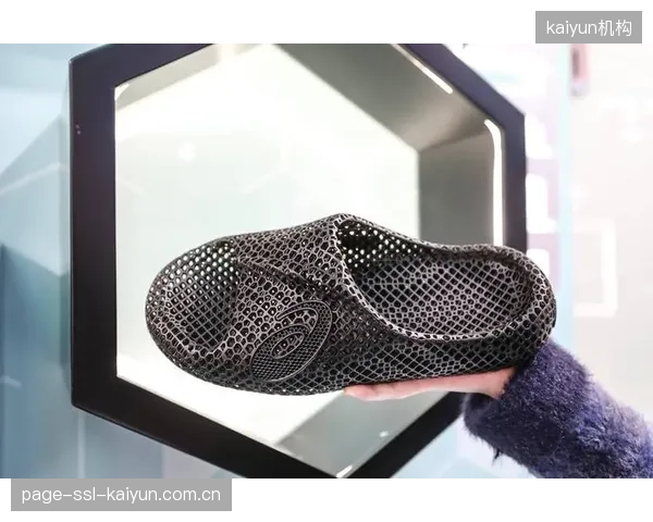 亚瑟士人体工学实验室的革命：3D打印鞋楦技术如何将新款研发的物理验证环节缩短三分之二